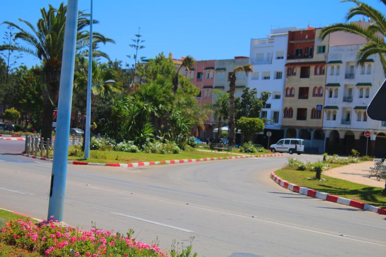 Bouznika 6 Apartment Bagian luar foto