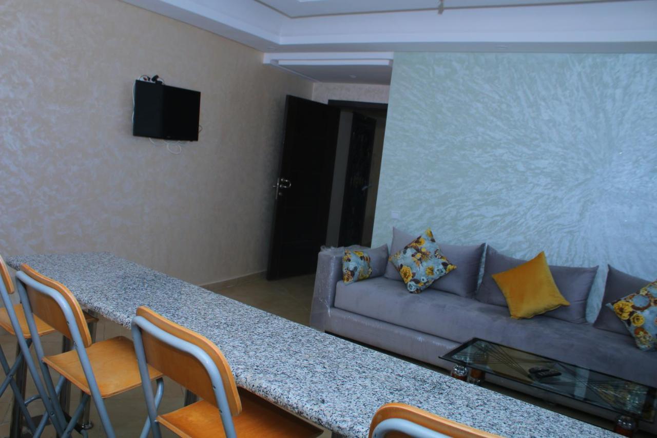 Bouznika 6 Apartment Bagian luar foto
